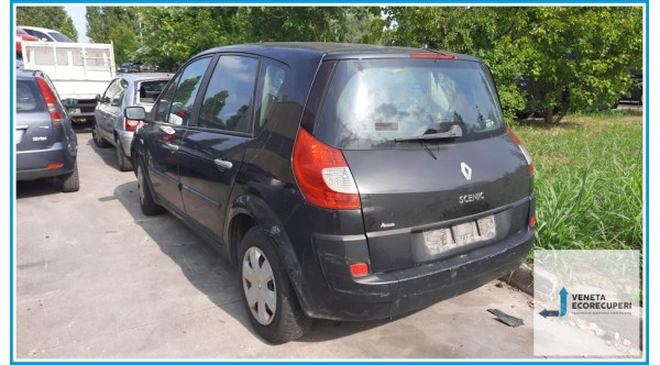 RENAULT SCENIC 2a Serie  del 2009 parti usate e ricambi - Tipo Motore K4M87