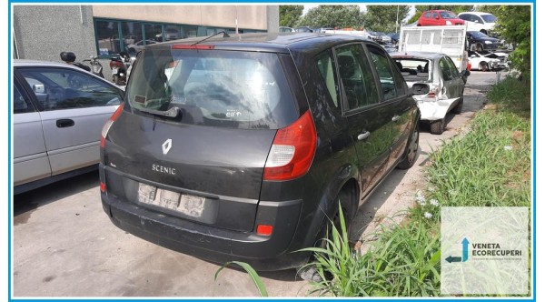 RENAULT SCENIC 2a Serie  del 2009 parti usate e ricambi - Tipo Motore K4M87