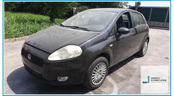 FIAT GRANDE PUNTO 2Y del 2006 parti usate e ricambi - Tipo Motore 199A2000
