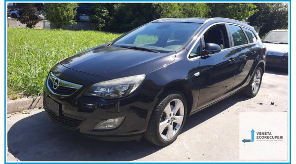 OPEL ASTRA P10 del 2011 parti usate e ricambi - Tipo Motore A20DTH