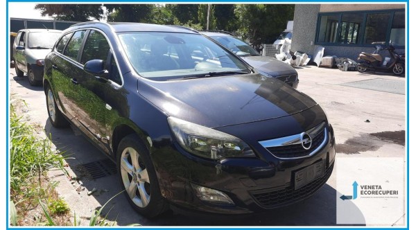 OPEL ASTRA P10 del 2011 parti usate e ricambi - Tipo Motore A20DTH