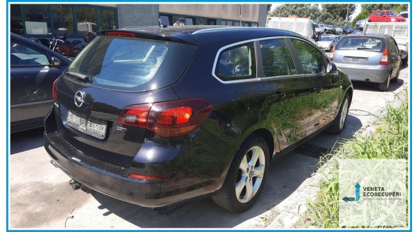 OPEL ASTRA P10 del 2011 parti usate e ricambi - Tipo Motore A20DTH