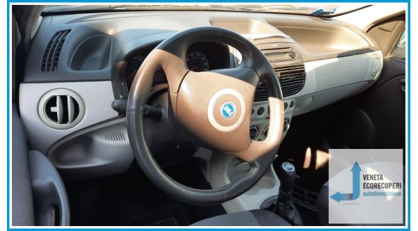 FIAT PUNTO 2U del 2006 parti usate e ricambi