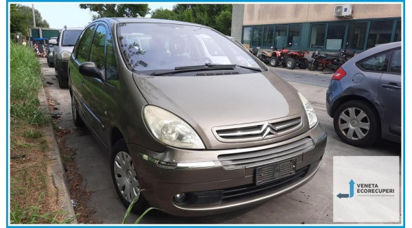 CITROEN XSARA PICASSO  del 2008 parti usate e ricambi - Tipo Motore 9HX