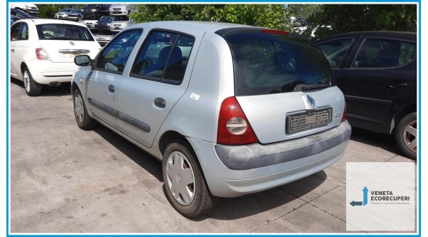 RENAULT CLIO 2a Serie  del 2004 parti usate e ricambi - Tipo Motore K9KA7