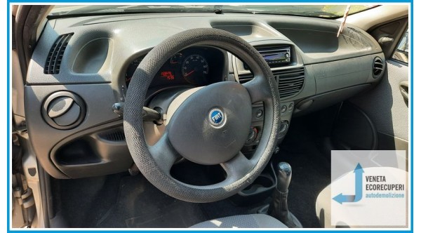 FIAT PUNTO 2U del 2003 parti usate e ricambi
