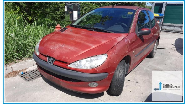 PEUGEOT 206  del 2005 parti usate e ricambi - Tipo Motore 8HZ