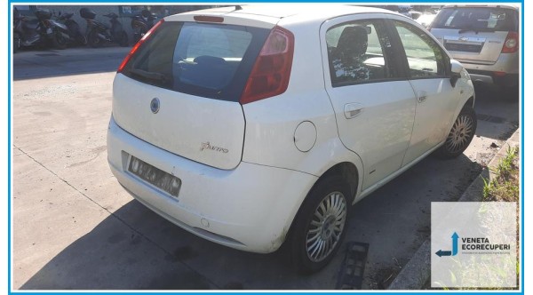 FIAT GRANDE PUNTO 2Y del 2007 parti usate e ricambi - Tipo Motore 199A4000