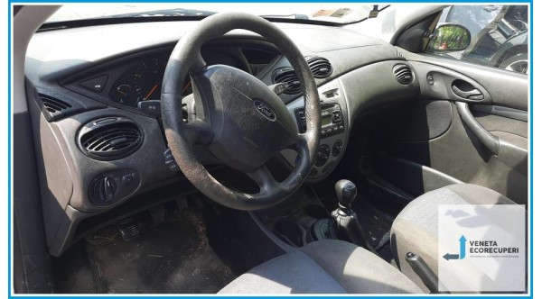 FORD FOCUS CAK del 2004 parti usate e ricambi - Tipo Motore FFDA