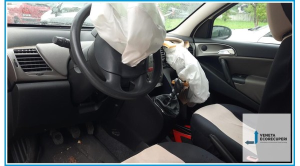 LANCIA YPSILON TE del 2005 parti usate e ricambi - Tipo Motore 188A4000