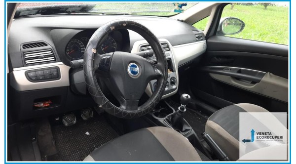 FIAT GRANDE PUNTO 2Y del 2005 parti usate e ricambi - Tipo Motore 350A1000