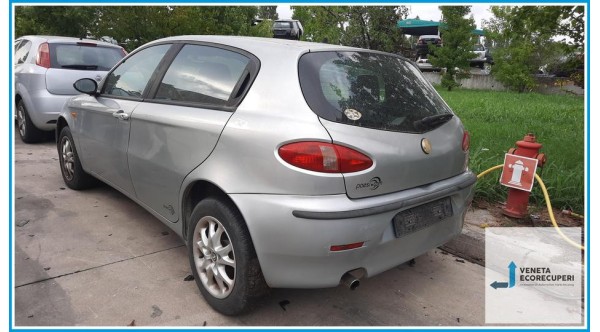 ALFA ROMEO 147 W8 del 2003 parti usate e ricambi - Tipo Motore AR37203