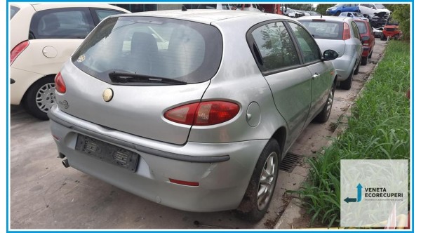 ALFA ROMEO 147 W8 del 2003 parti usate e ricambi - Tipo Motore AR37203
