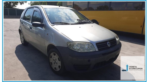 FIAT PUNTO CLASSIC 2U del 2005 parti usate e ricambi - Tipo Motore 188A4000