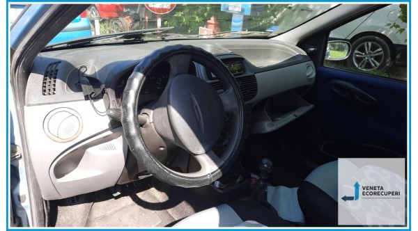 FIAT PUNTO 1N/1P del 2001 parti usate e ricambi - Tipo Motore 188A4000
