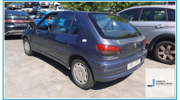 PEUGEOT 306  del 1999 parti usate e ricambi - Tipo Motore KFX