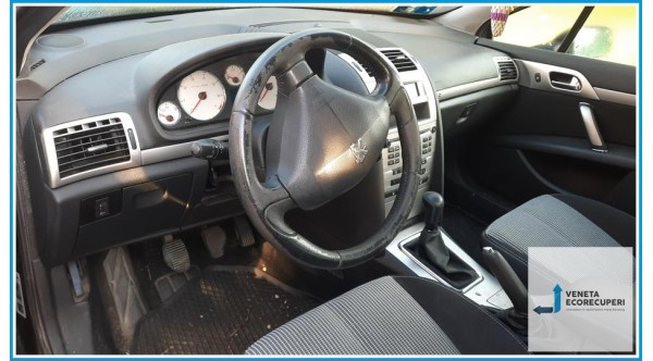 PEUGEOT 407  del 2006 parti usate e ricambi - Tipo Motore 6FY