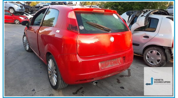 FIAT GRANDE PUNTO 4C del 2008 parti usate e ricambi - Tipo Motore 198A4000