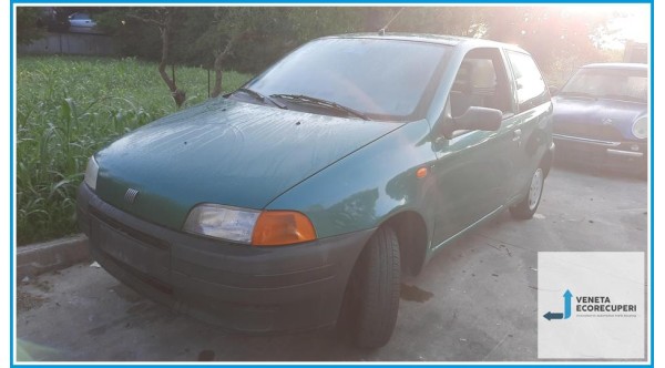 FIAT PUNTO 1a Serie  del 1998 parti usate e ricambi - Tipo Motore 176B2000
