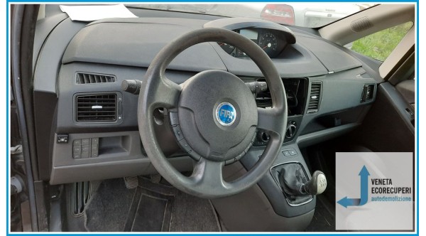 FIAT IDEA 4D/2S del 2006 parti usate e ricambi