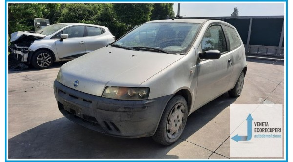 FIAT PUNTO 1N/1P del 2000 parti usate e ricambi