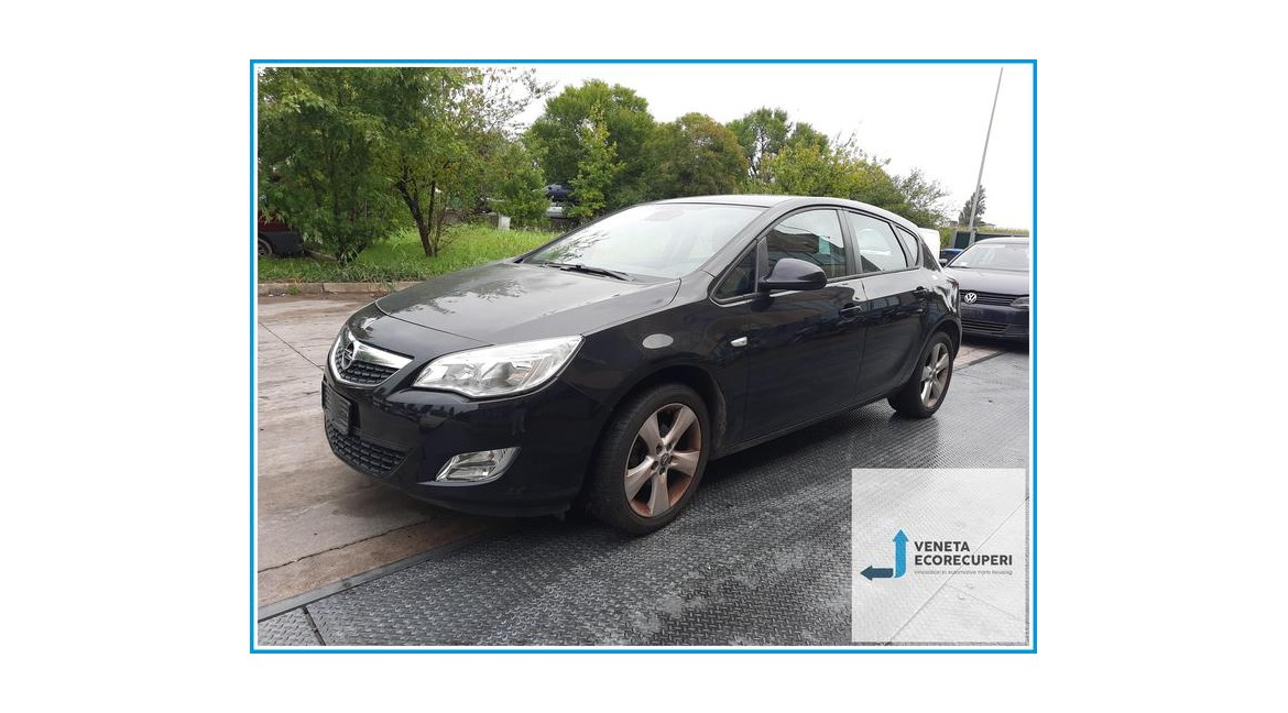 OPEL ASTRA P10 del 2011 parti usate e ricambi - Tipo Motore A14XER