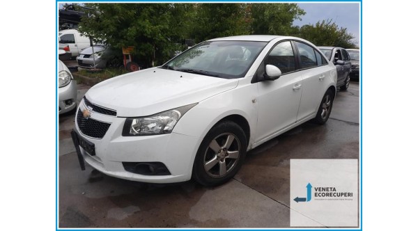 CHEVROLET (DAEWOO) CRUZE J300 del 2012 parti usate e ricambi - Tipo Motore F18D4