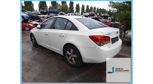 CHEVROLET (DAEWOO) CRUZE J300 del 2012 parti usate e ricambi - Tipo Motore F18D4