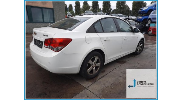CHEVROLET (DAEWOO) CRUZE J300 del 2012 parti usate e ricambi - Tipo Motore F18D4