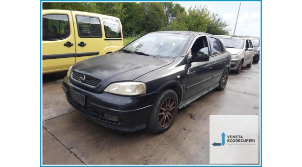 OPEL CORSA S93 del 1999 parti usate e ricambi - Tipo Motore X14XE
