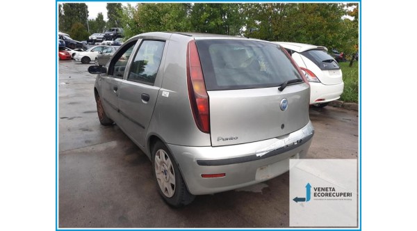 FIAT PUNTO CLASSIC 2U del 2005 parti usate e ricambi - Tipo Motore 188A4000