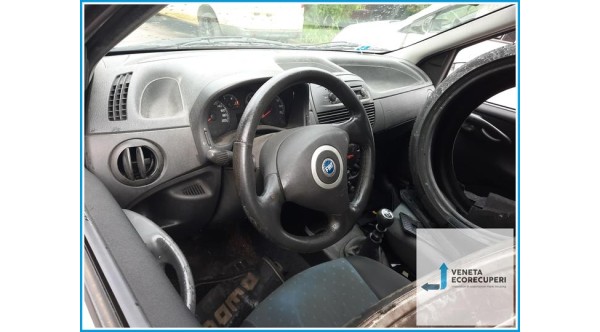 FIAT PUNTO CLASSIC 2U del 2005 parti usate e ricambi - Tipo Motore 188A4000