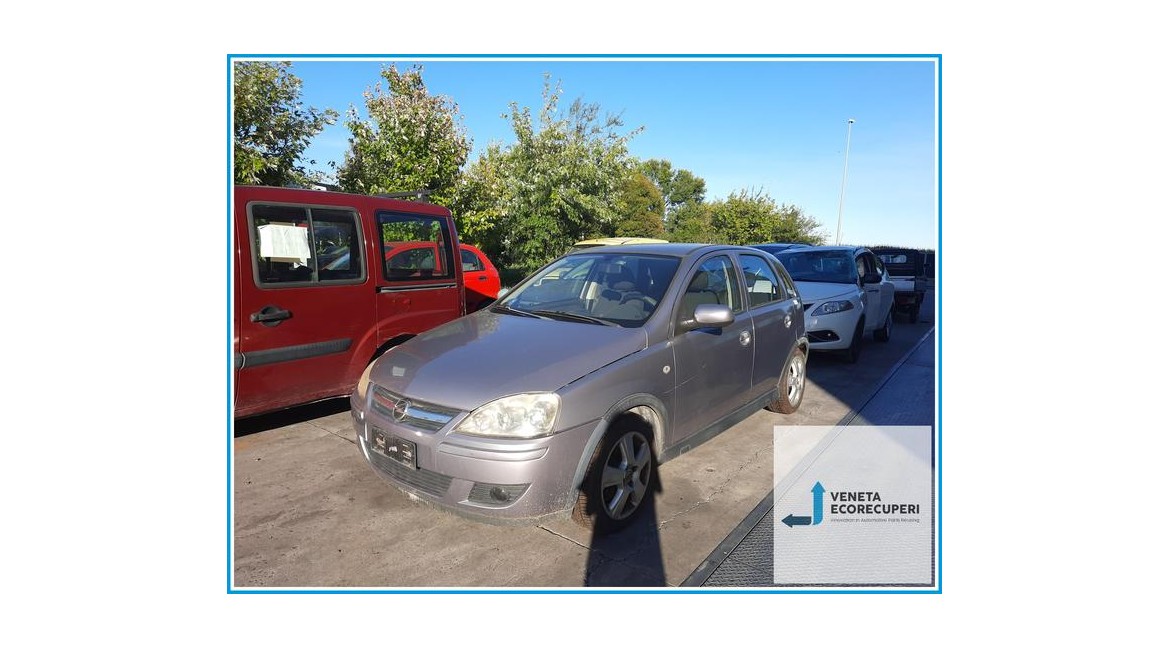 OPEL CORSA X01 del 2005 parti usate e ricambi - Tipo Motore Z13DT