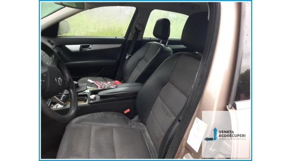 MERCEDES-BENZ Classe C W/S204 del 2008 parti usate e ricambi - Tipo Motore 646811