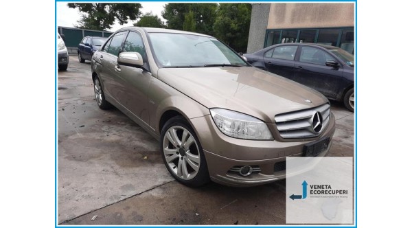 MERCEDES-BENZ Classe C W/S204 del 2008 parti usate e ricambi - Tipo Motore 646811