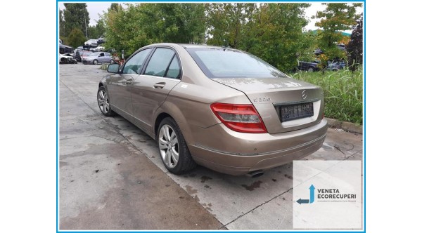 MERCEDES-BENZ Classe C W/S204 del 2008 parti usate e ricambi - Tipo Motore 646811