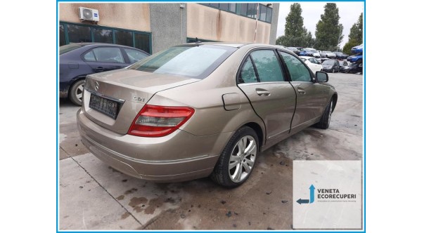 MERCEDES-BENZ Classe C W/S204 del 2008 parti usate e ricambi - Tipo Motore 646811