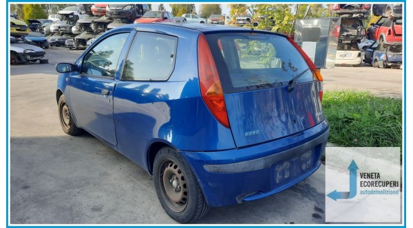 FIAT PUNTO 1N/1P del 2000 parti usate e ricambi