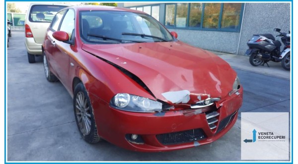 ALFA ROMEO 147 W8 del 2006 parti usate e ricambi - Tipo Motore AR32104
