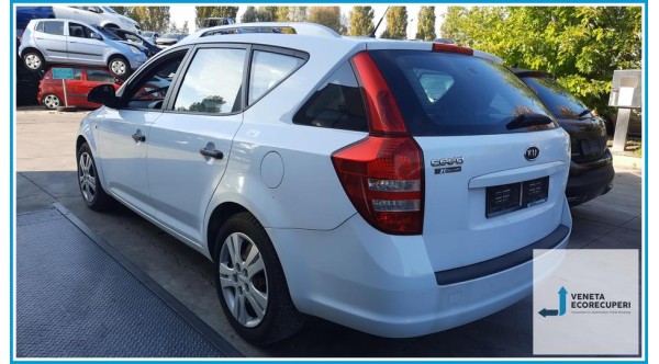 KIA CEE'D  del 2008 parti usate e ricambi - Tipo Motore D4FB
