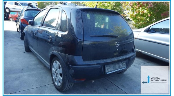 OPEL CORSA X01 del 2005 parti usate e ricambi - Tipo Motore Z12XEP