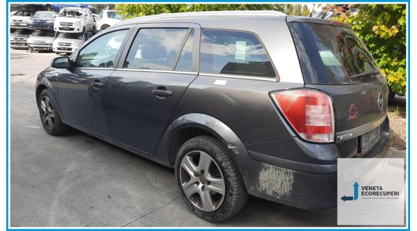 OPEL ASTRA A04 del 2009 parti usate e ricambi - Tipo Motore Z17DTR