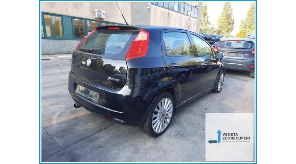FIAT GRANDE PUNTO 2Y del 2007 parti usate e ricambi - Tipo Motore 199A3000