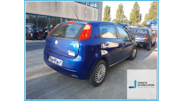 FIAT GRANDE PUNTO 2Y del 2007 parti usate e ricambi - Tipo Motore 199A4000