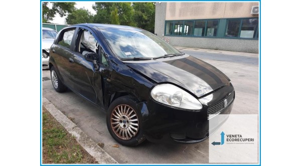 FIAT GRANDE PUNTO 2Y del 2006 parti usate e ricambi - Tipo Motore 199A4000
