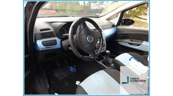 FIAT GRANDE PUNTO 2Y del 2006 parti usate e ricambi - Tipo Motore 199A4000