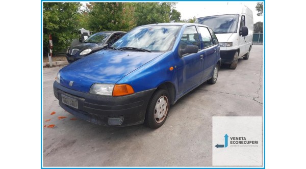 FIAT PUNTO 1a Serie  del 1997 parti usate e ricambi - Tipo Motore 176B2000