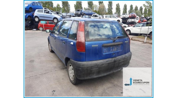 FIAT PUNTO 1a Serie  del 1997 parti usate e ricambi - Tipo Motore 176B2000