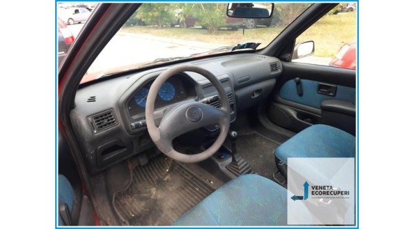 PEUGEOT 106  del 1997 parti usate e ricambi - Tipo Motore CDZ