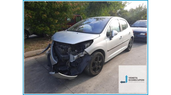 PEUGEOT 207  del 2006 parti usate e ricambi - Tipo Motore 8HZ